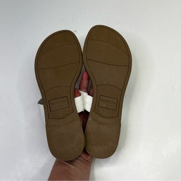 Style & Co Elliee Flat Cushioned slide sandals white - 5.5 - Picture 8 of 12
